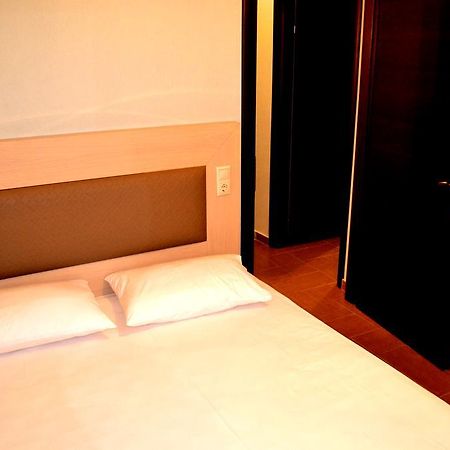 Vrasná Αmalia Lux Villas מראה חיצוני תמונה