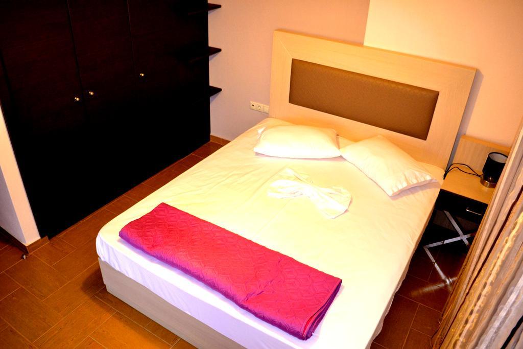 Vrasná Αmalia Lux Villas חדר תמונה