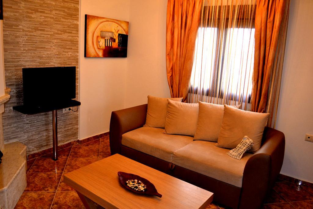 Vrasná Αmalia Lux Villas מראה חיצוני תמונה