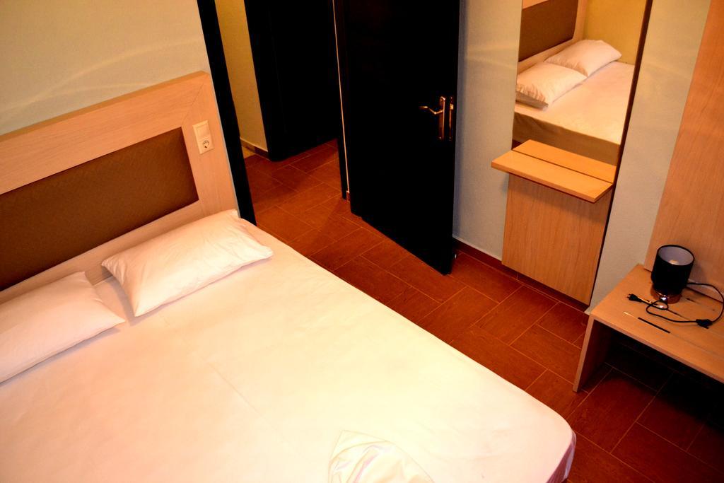 Vrasná Αmalia Lux Villas מראה חיצוני תמונה